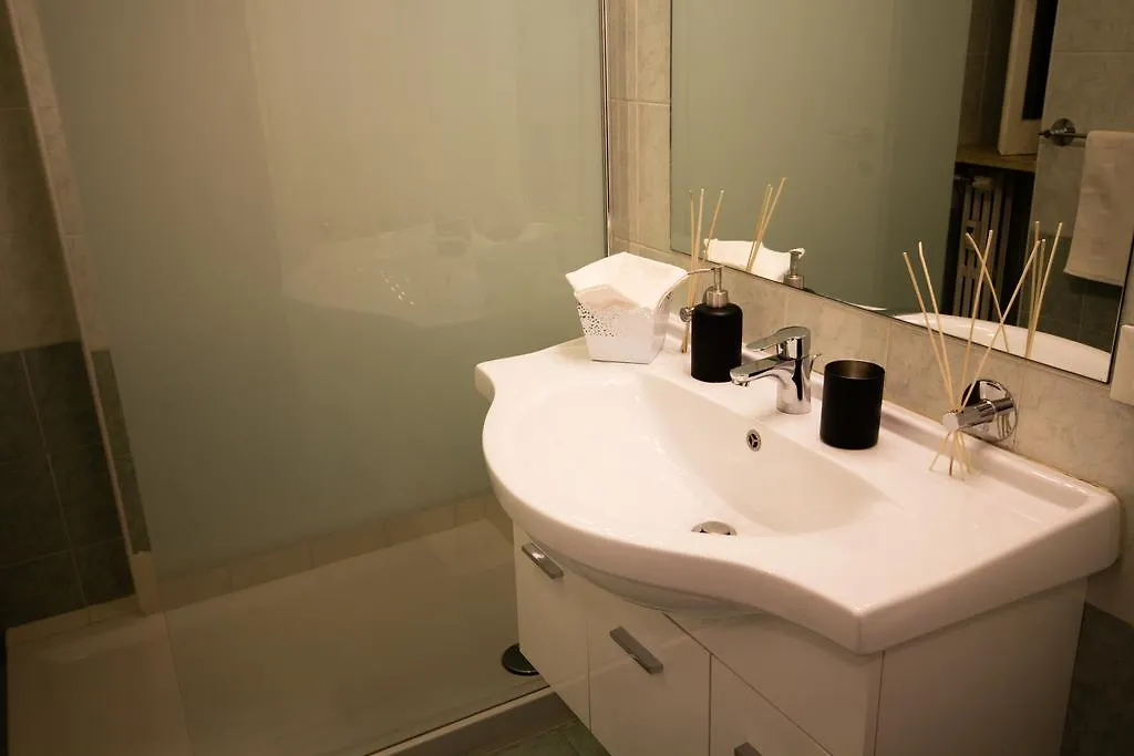 Romeheart Apartment